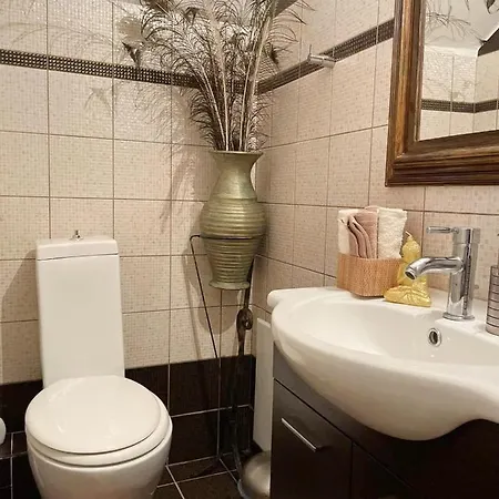 וילה Anasandra - 3 Bedroom Kompítsion