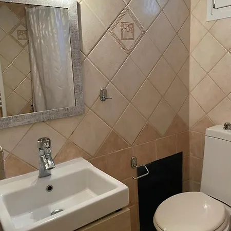 Anasandra - 3 Bedroom * Kompítsion