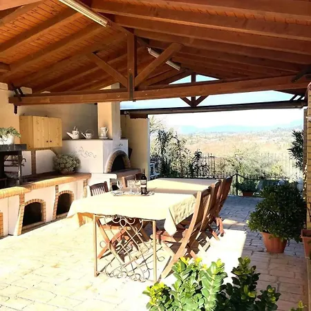 Villa Anasandra - 3 Bedroom Kompítsion